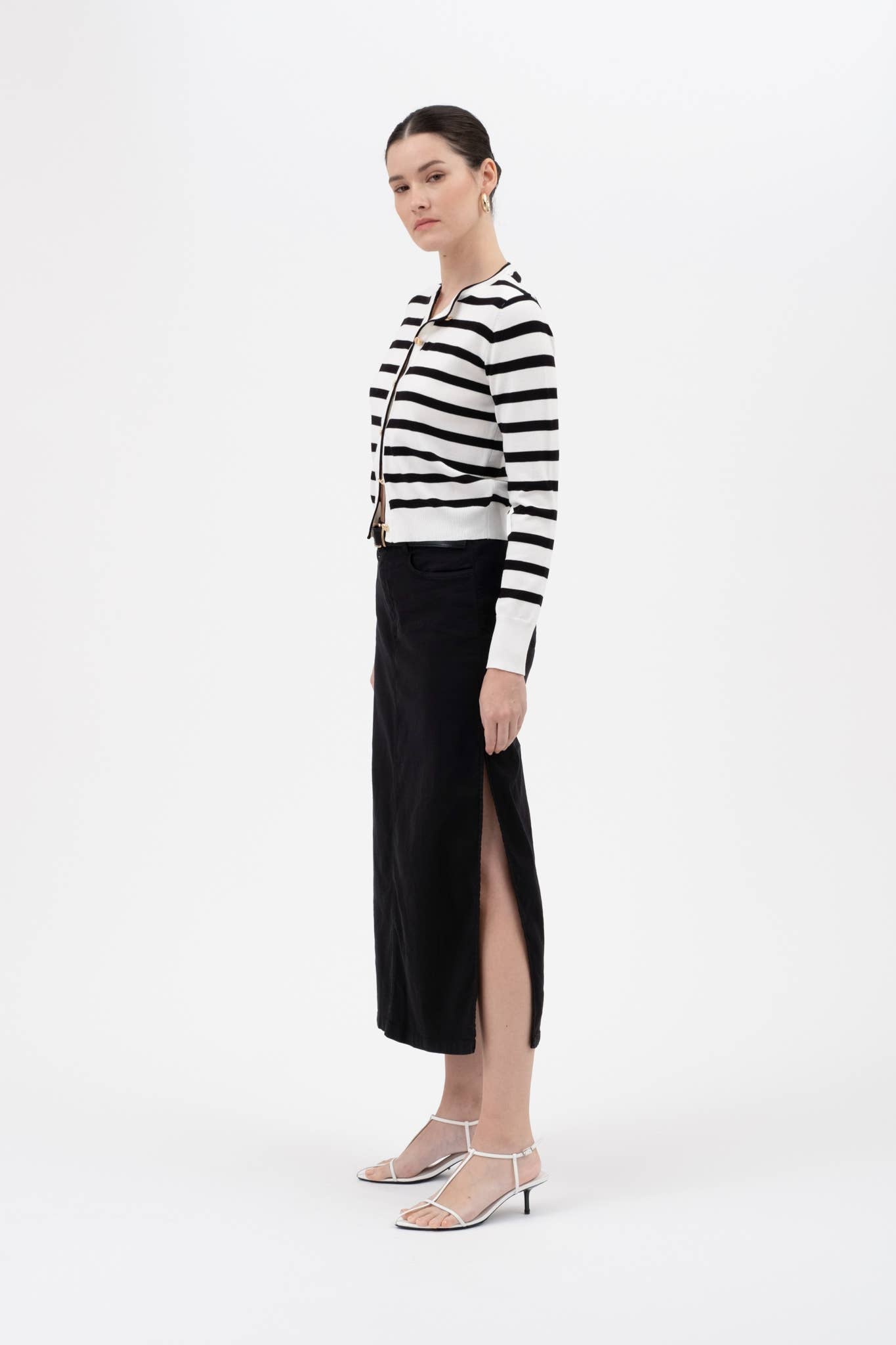 STRIPE ROUND NECK LONG SLEEVE BUTTON DOWN CARDIGAN: IVORY