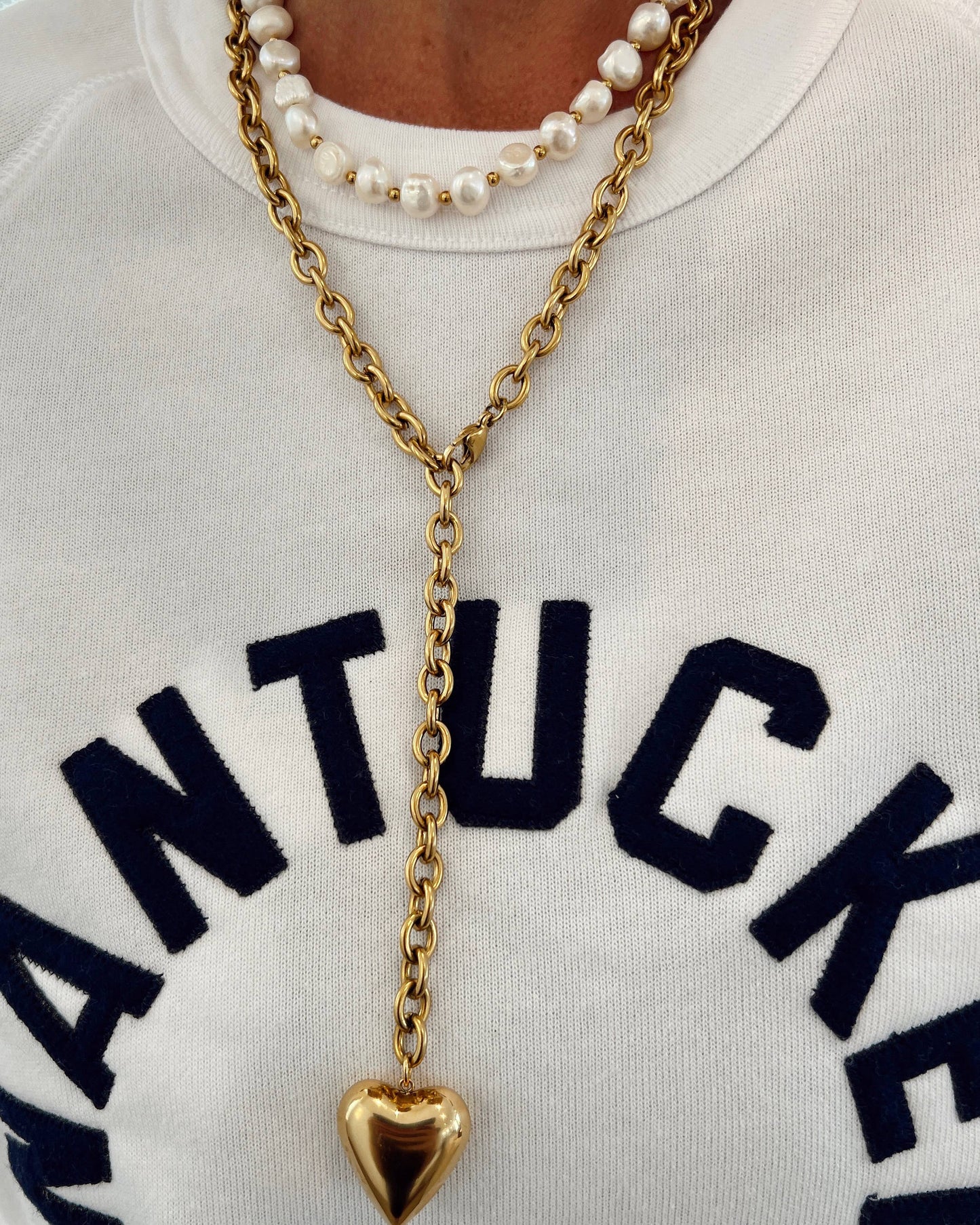 Chan Sutt Pearl XL HEART NECKLACE