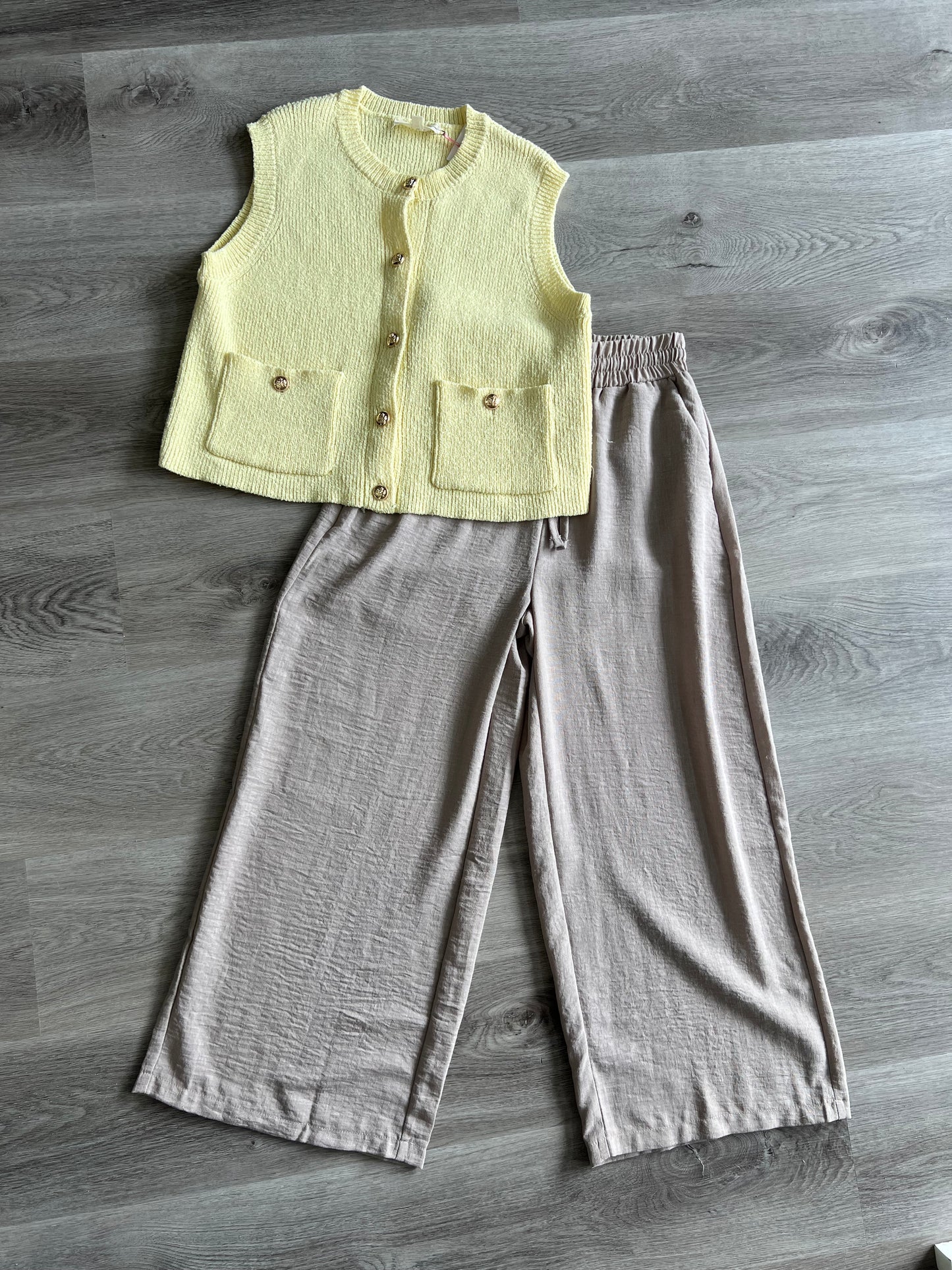 Woven crepe cropped pants