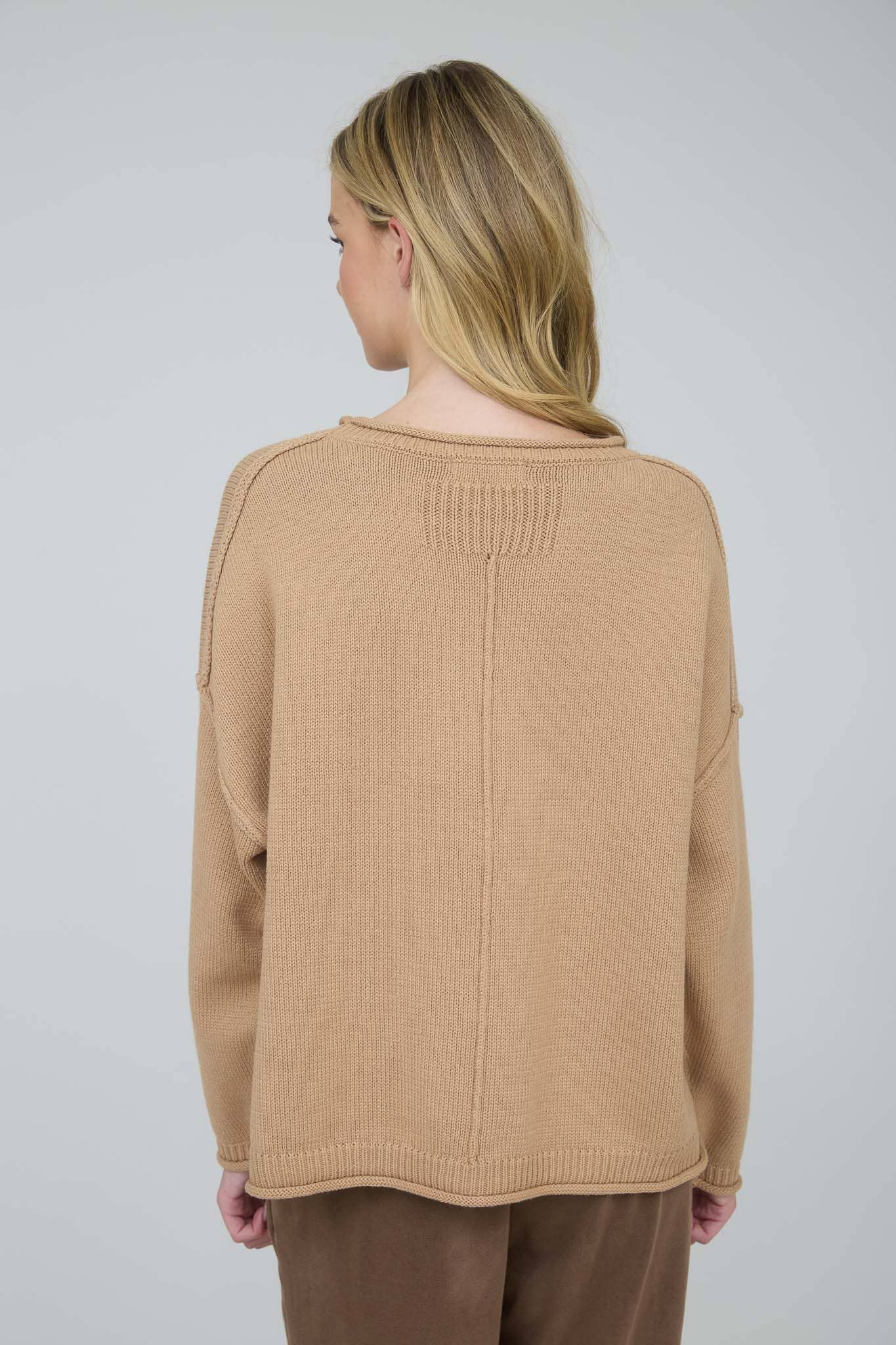RAW EDGE EXTENDED SHOULDER LONG SLEEVE SWEATER