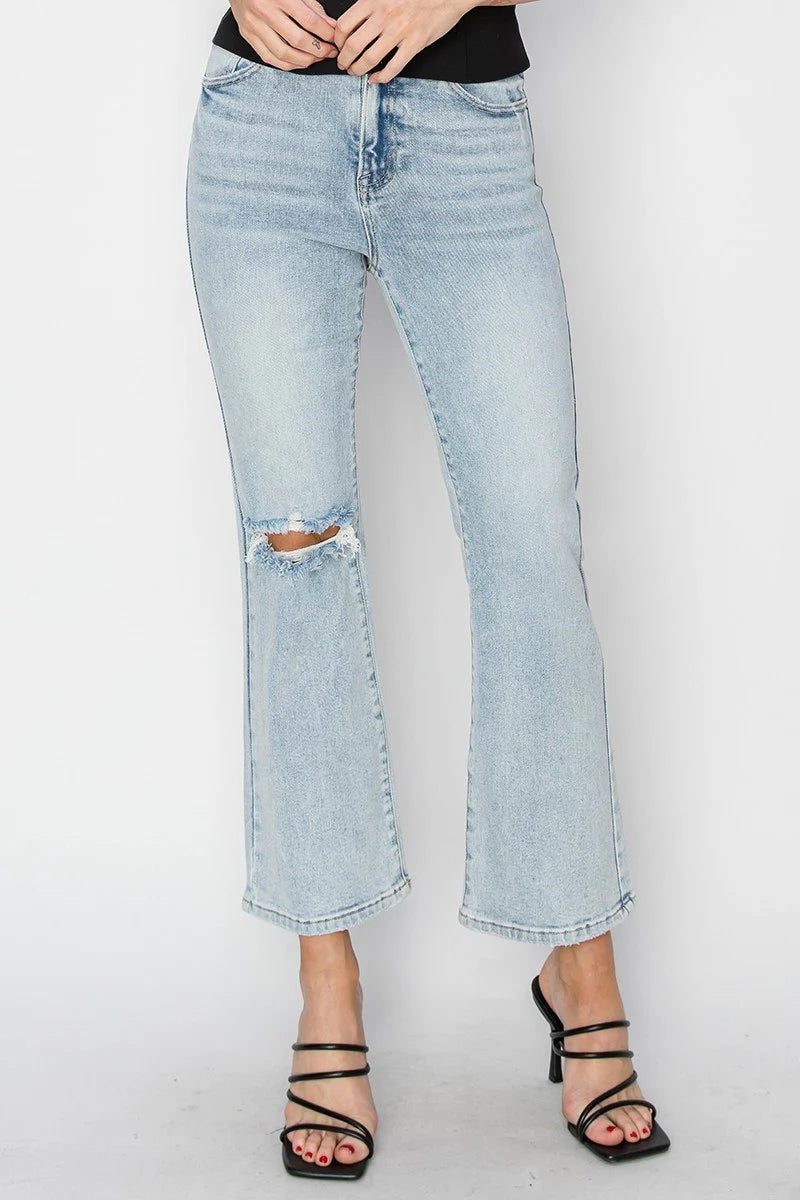 Risen jeans one hole in knee cropped