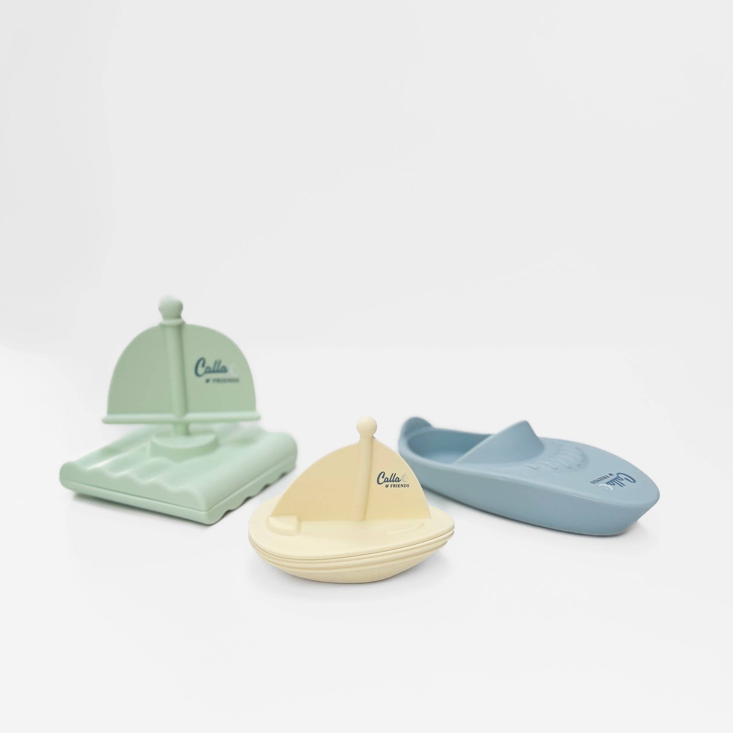 Ryder's Racing Bath Boats: Powder Blue / 1 year or older