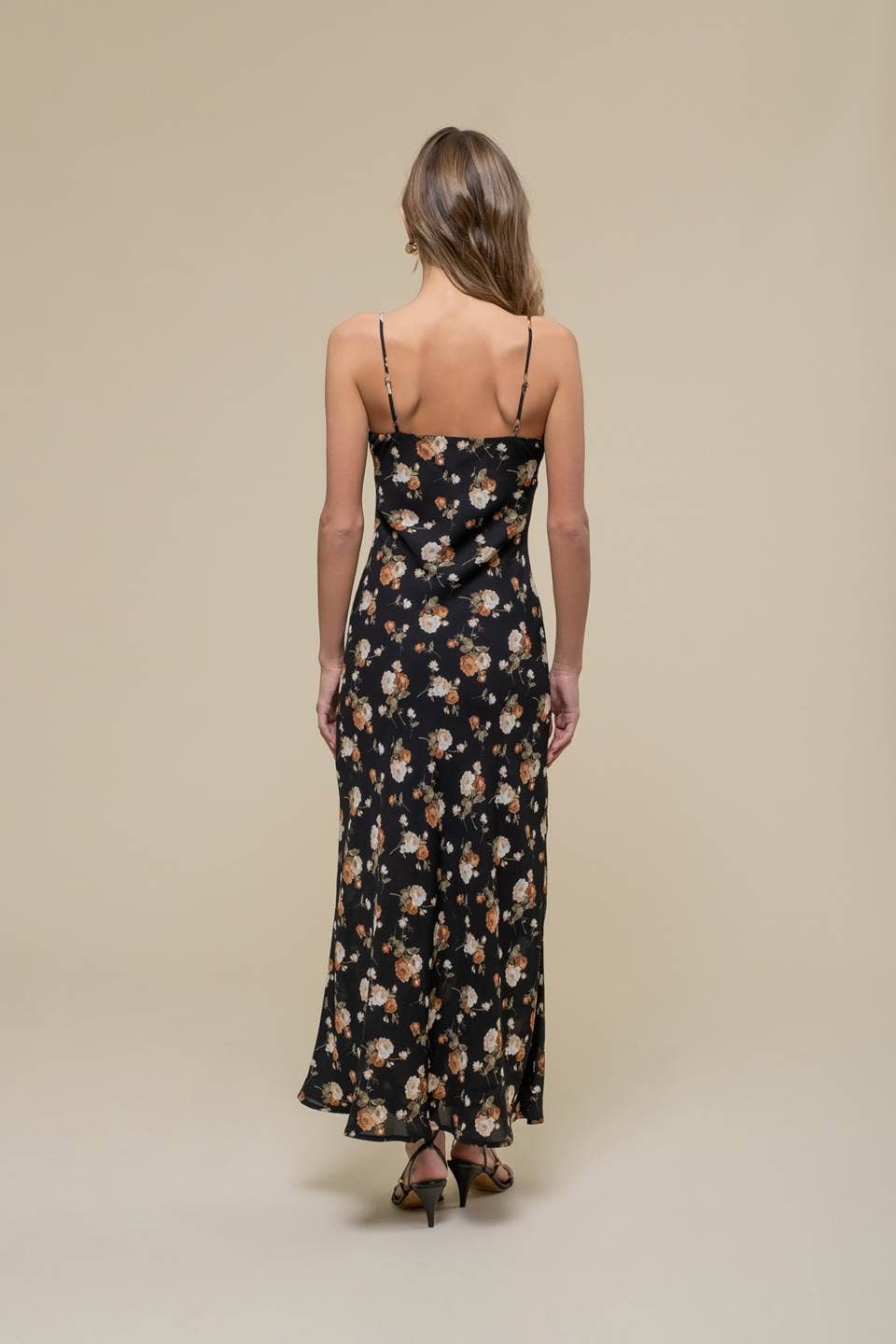 FLORAL SWEETHEART NECK CAMI MIDI DRESS: HUNTER GREEN MULTI