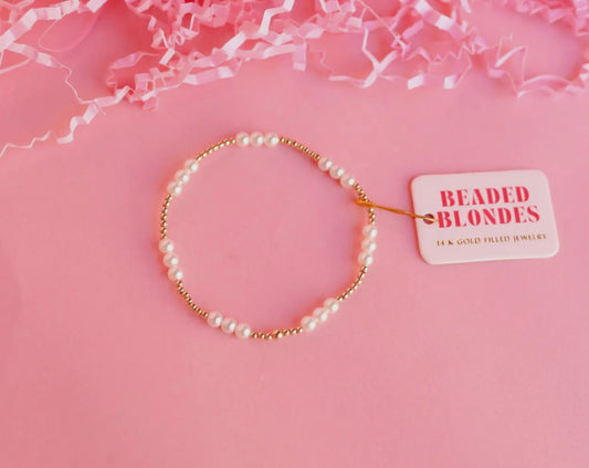 Beaded blonde ily pearl bracelet