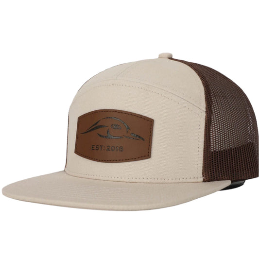 AMERICAN FLYWAY WATERFOWL
AF Waterfowl Leather Patch Pale Khaki & Brown 7 Panel Trucker