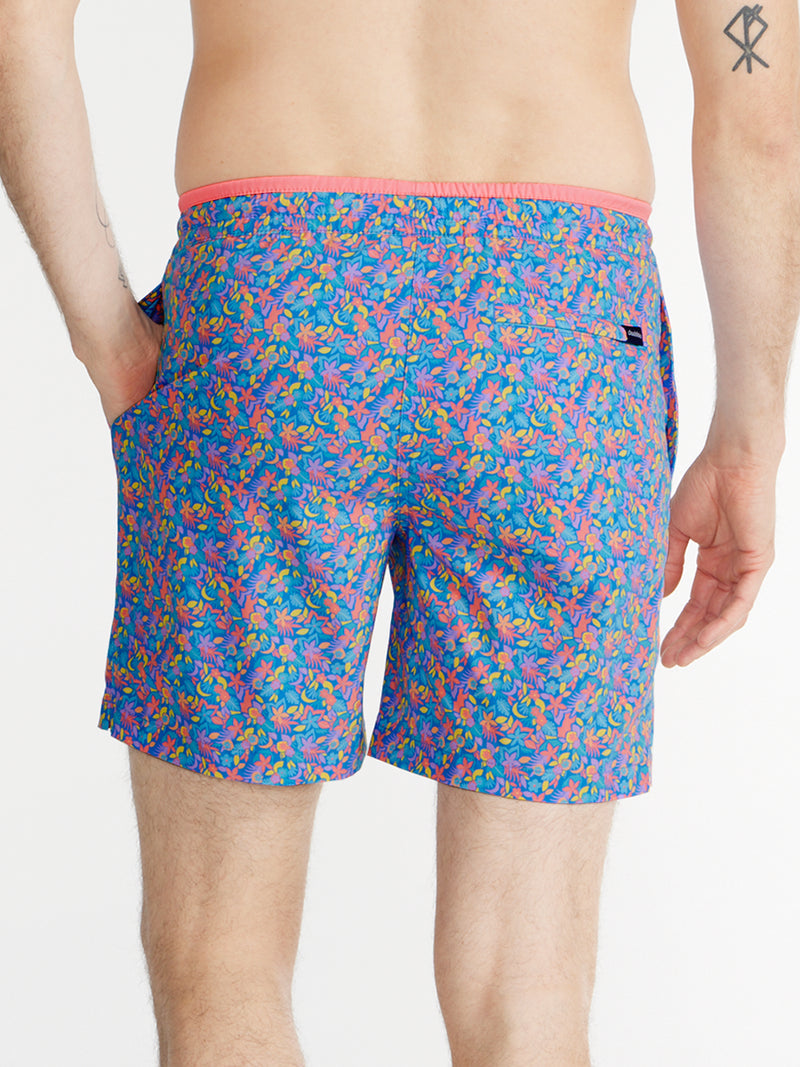 Chubbies The Spades 7 in swim trunks