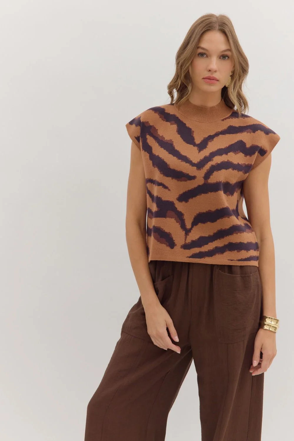 ANIMAL PRINT SWEATER TEE