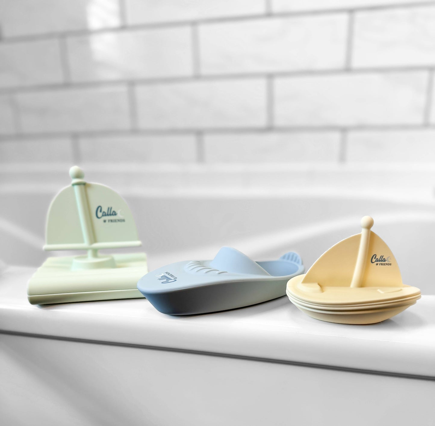 Ryder's Racing Bath Boats: Powder Blue / 1 year or older