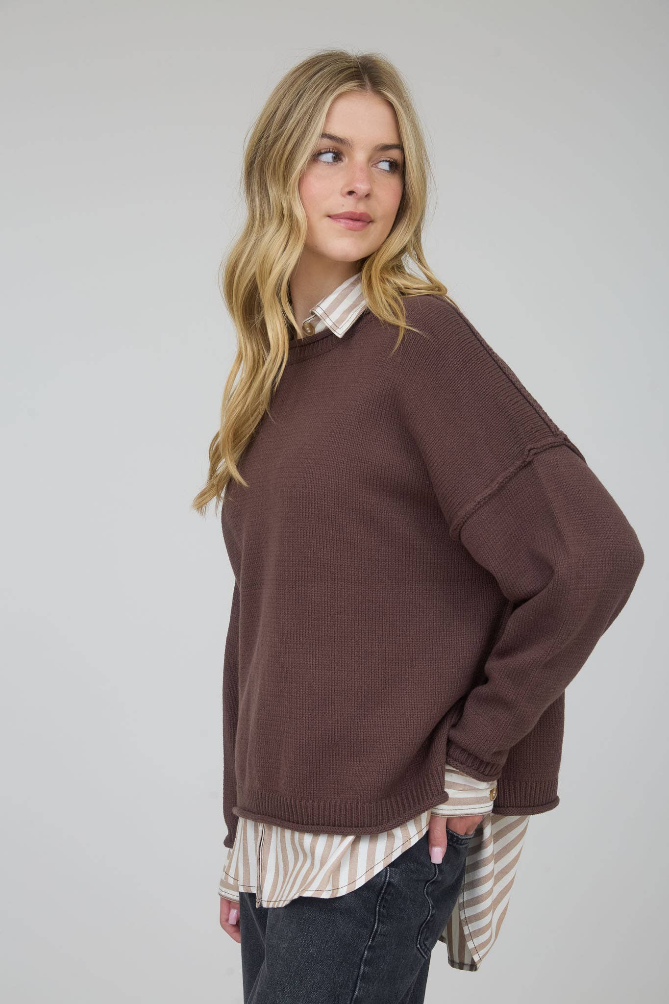 RAW EDGE EXTENDED SHOULDER LONG SLEEVE SWEATER