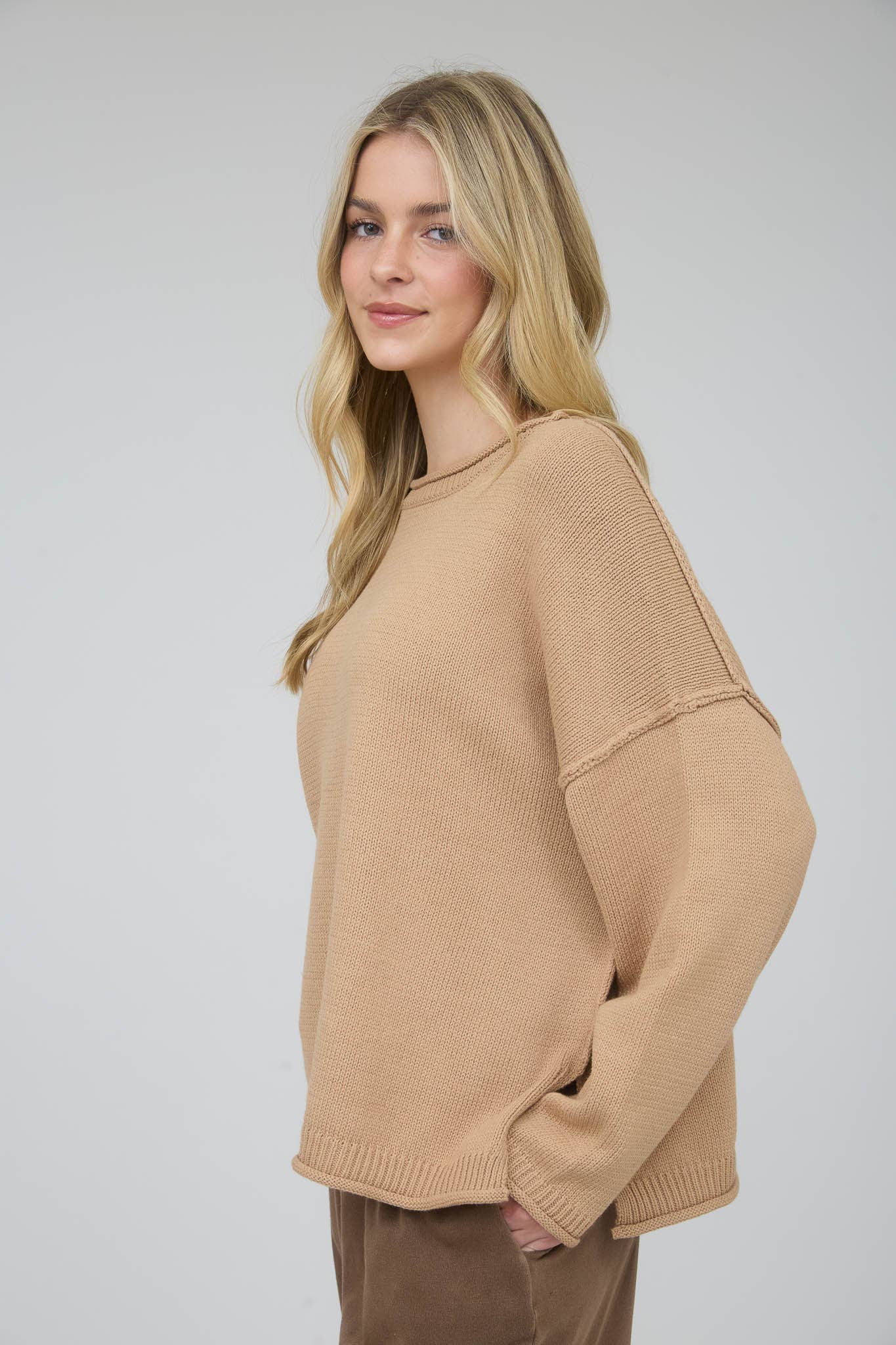 RAW EDGE EXTENDED SHOULDER LONG SLEEVE SWEATER